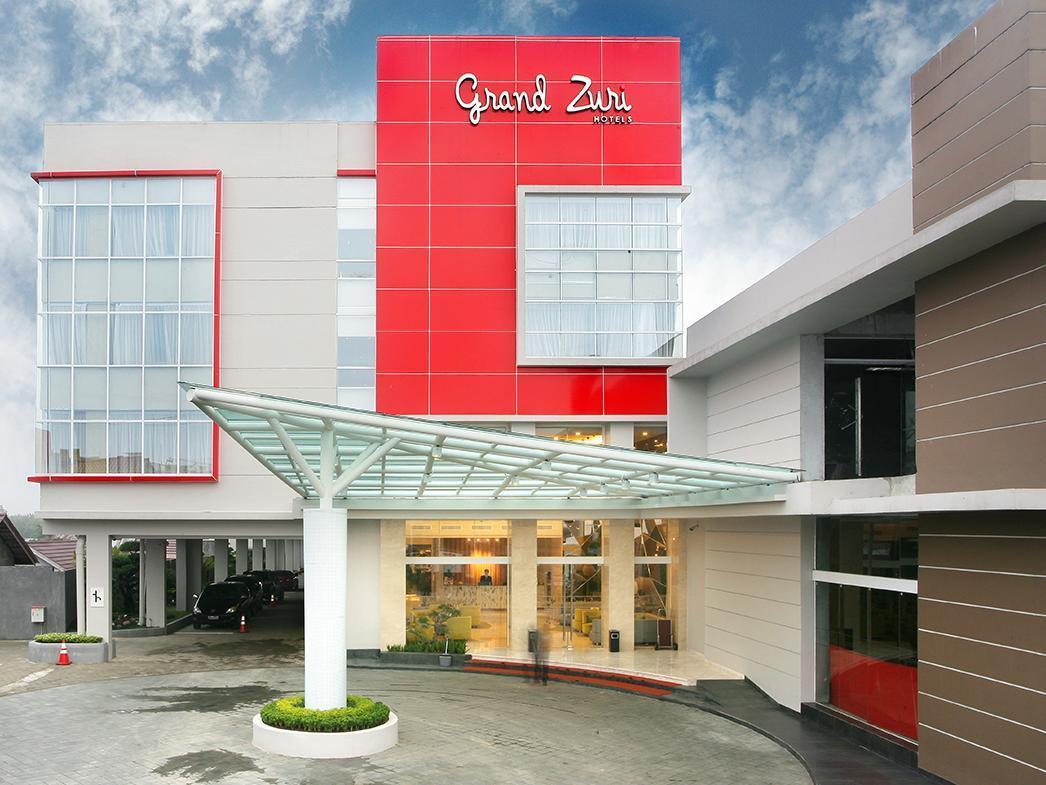Hotel Grand Zuri Muaraenim Extérieur photo