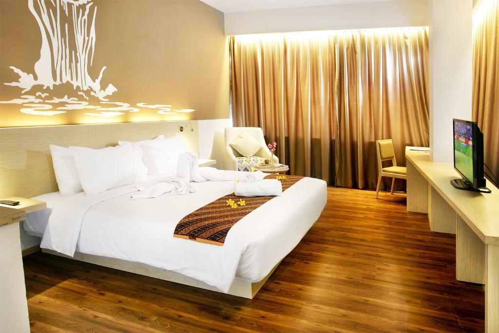 Hotel Grand Zuri Muaraenim Extérieur photo