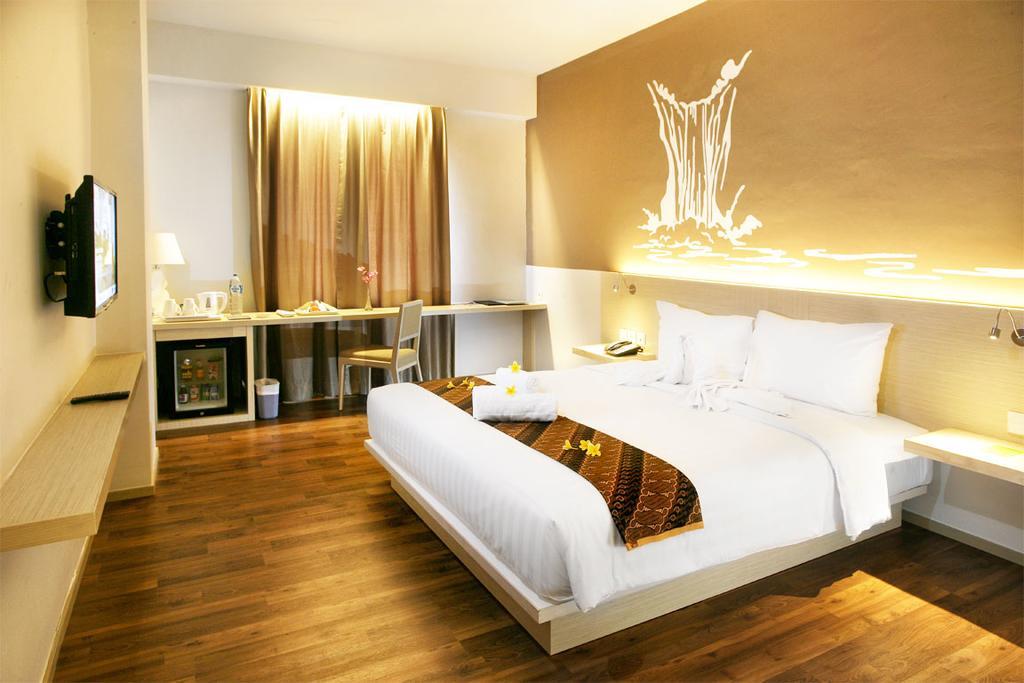 Hotel Grand Zuri Muaraenim Extérieur photo